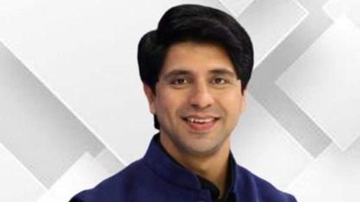 Shehzad Poonawalla apologises for controversial reference to AAP MLA's surname